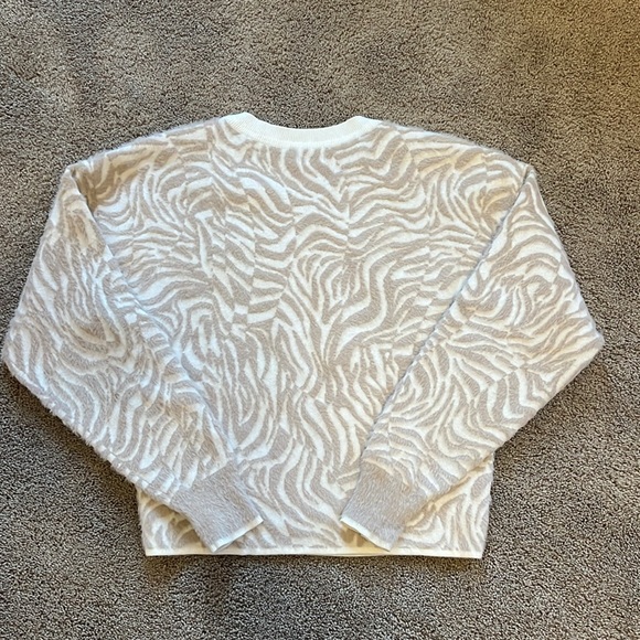 Anthropologie Pilcro Animal Eyelash Sweater - Picture 5 of 12